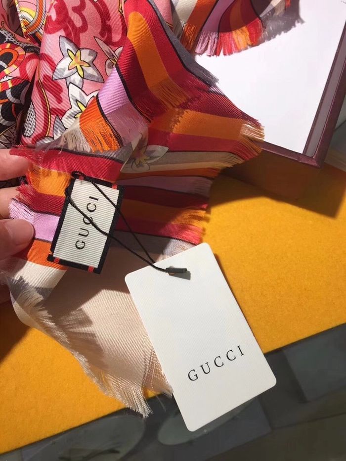 Gucci Scarf GUS00106