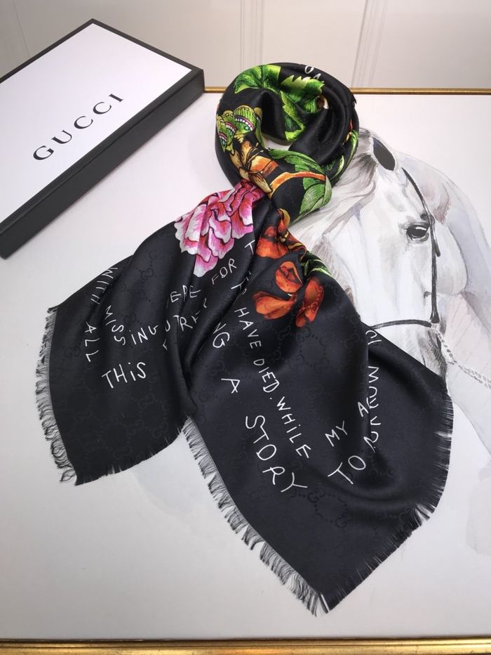 Gucci Scarf GUS00108