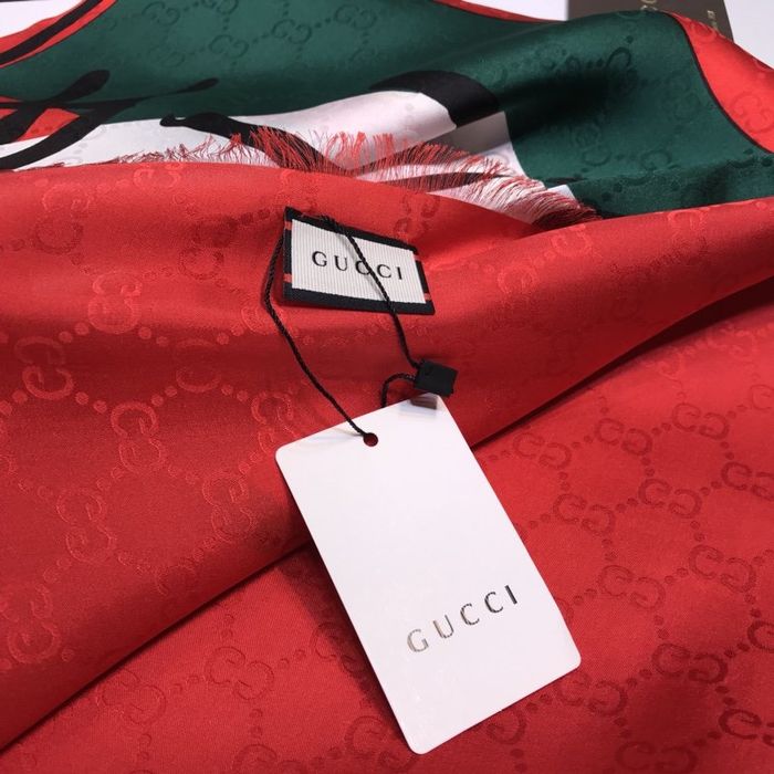 Gucci Scarf GUS00110