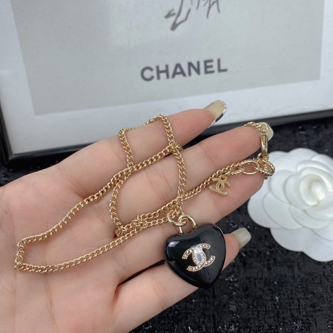 Chanel Necklace CE8453