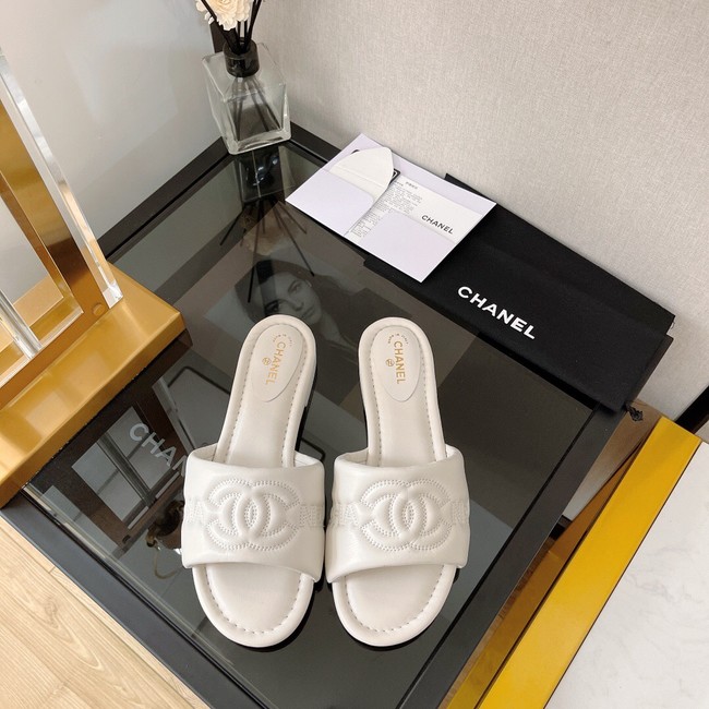 Chanel slipper 61801-1