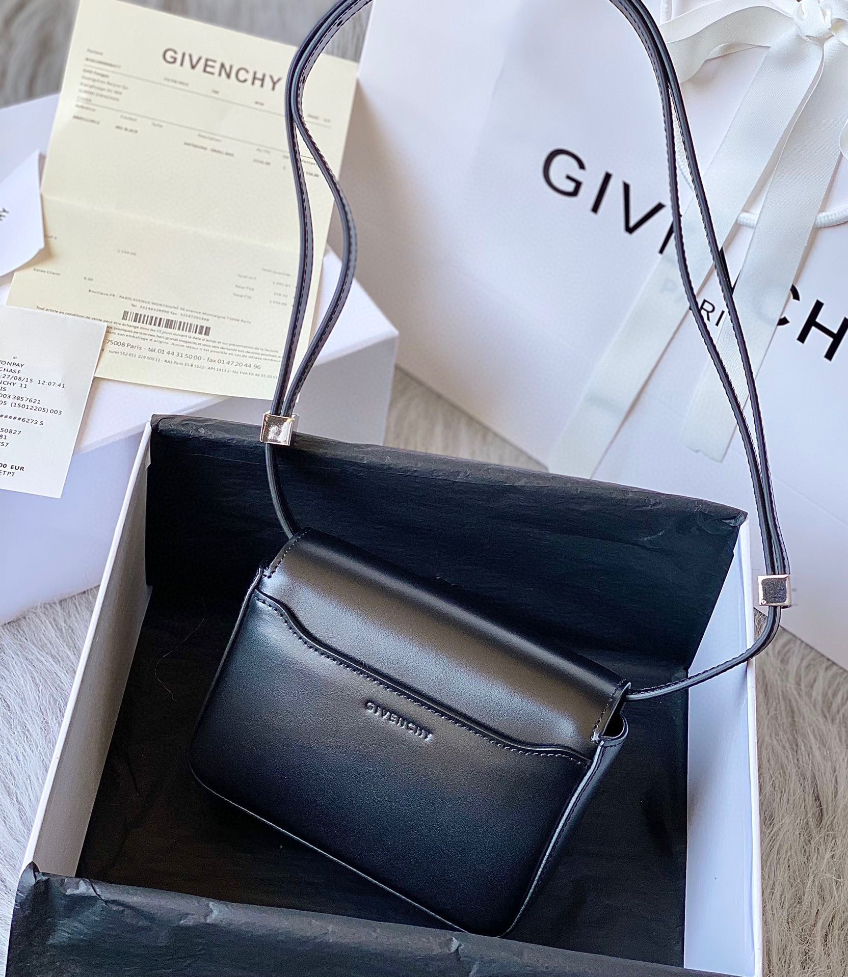 GIVENCHY Original Leather Shoulder Bag 1863 Black