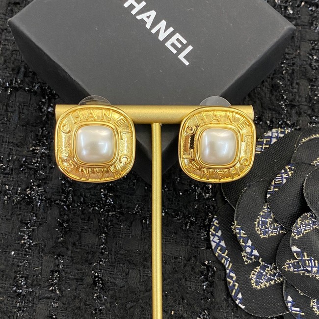 Chanel Earrings CE8621