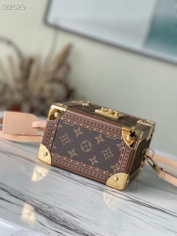 Louis Vuitton Original Monogram Canvas M10079