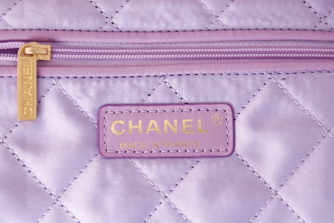 CHANEL 22 HANDBAG AS3260 Purple 