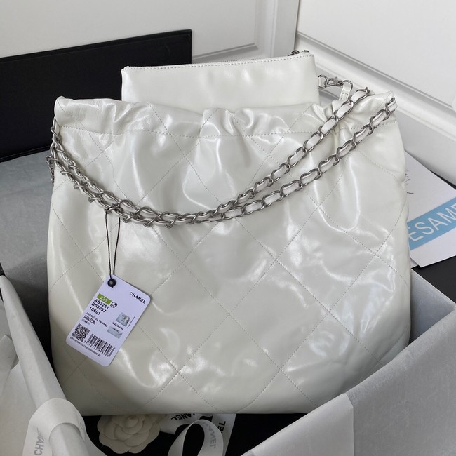 CHANEL 22 HANDBAG Calfskin & Silver-Tone Metal AS3261 white