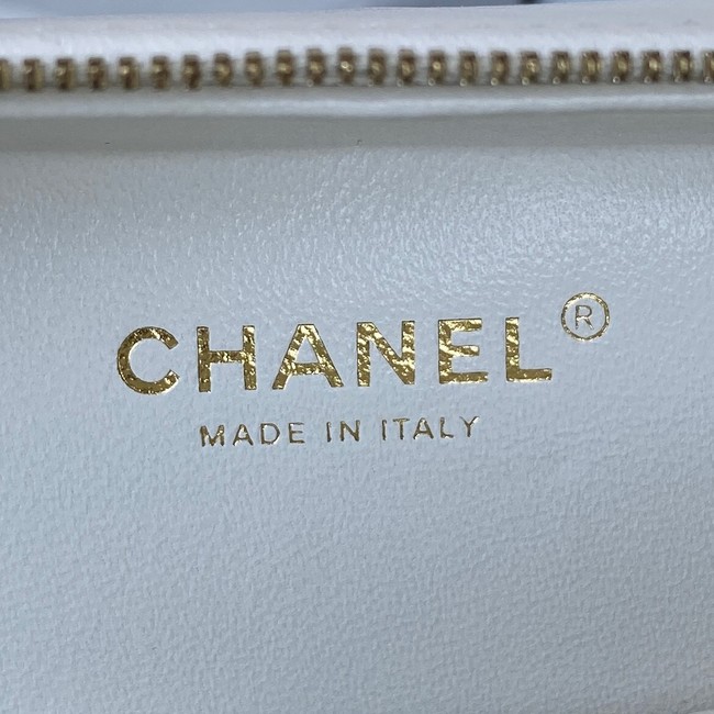 Chanel VANITY CASE Lambskin & Gold-Tone Metal AS3319 white