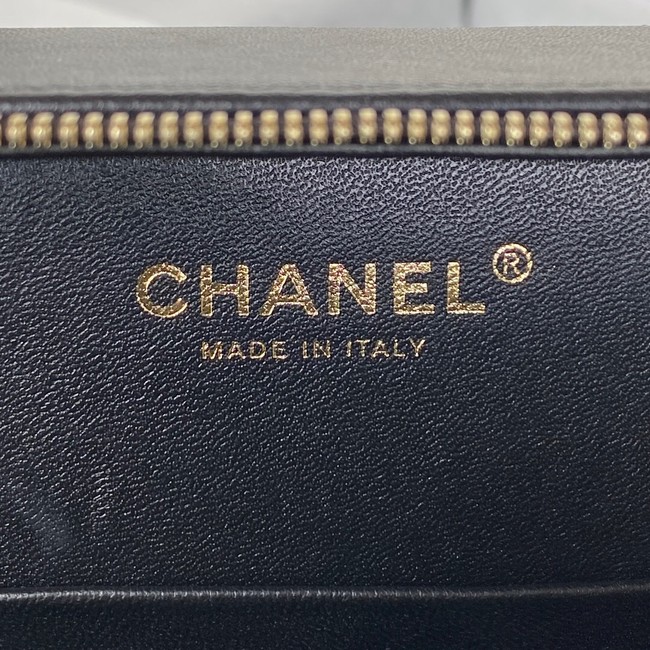 Chanel VANITY CASE Lambskin & Gold-Tone Metal AS3319 black