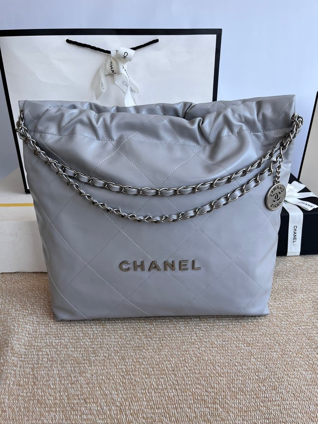 CHANEL 22 HANDBAG Calfskin & Silver-Tone Metal AS3261 gray