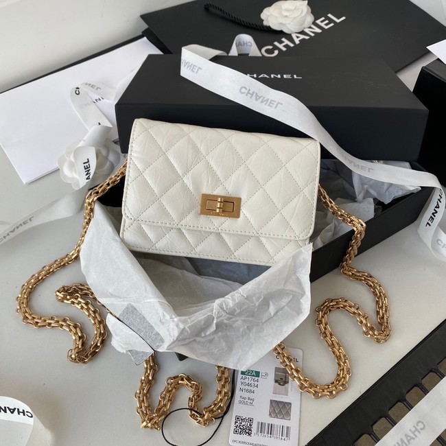 CHANEL CLASSIC WALLET ON CHAIN AP1764 Calfskin & Gold-Tone Metal AP1764 white