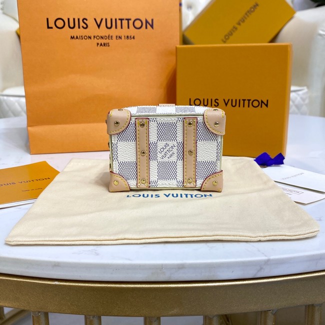 Louis Vuitton FLIGHT MODE BAG CHARM AND KEY HOLDER M00542