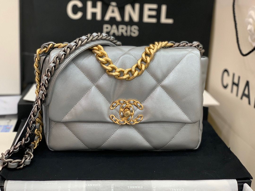 CHANEL Original Lambskin 19 Flap Bag AS1160 AS1161 Silver