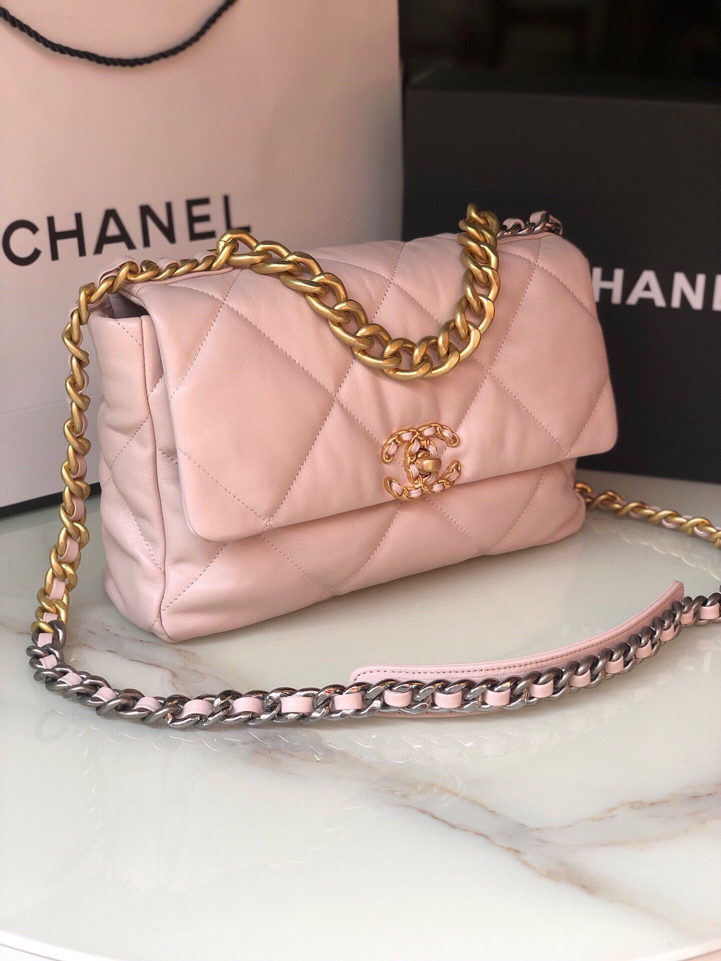 CHANEL Original Lambskin 19 Flap Bag AS1160 AS1161 light Pink