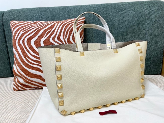 VALENTINO GARAVANI Loco Calf leather bag 0066 white