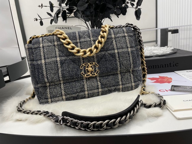 CHANEL 19 Flap Bag Wool Tweed & gold-Finish Metal AS1161 gray