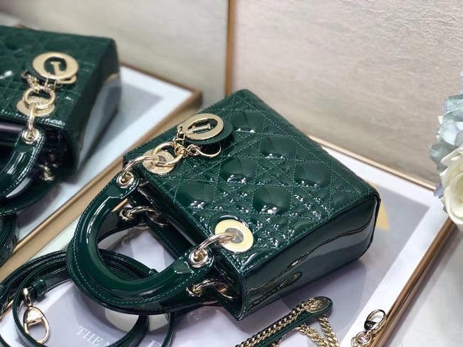 MINI LADY DIOR BAG Patent Cannage Calfskin M0505O green