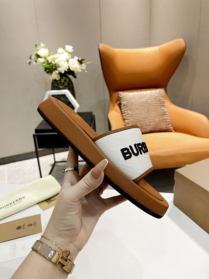 Burberry Shoes BBS00003