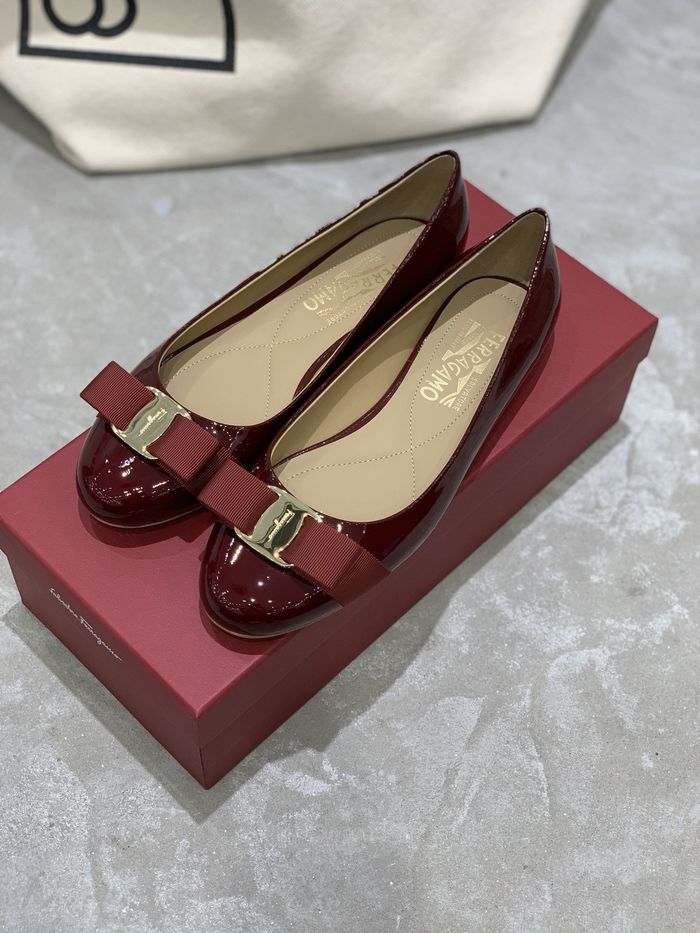 Ferragamo Shoes FMS00036