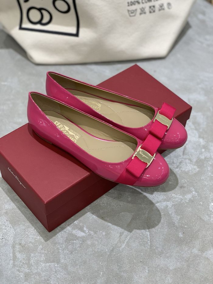 Ferragamo Shoes FMS00038