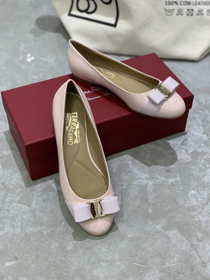 Ferragamo Shoes FMS00039