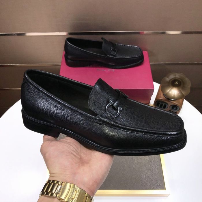 Ferragamo Shoes FMS00067