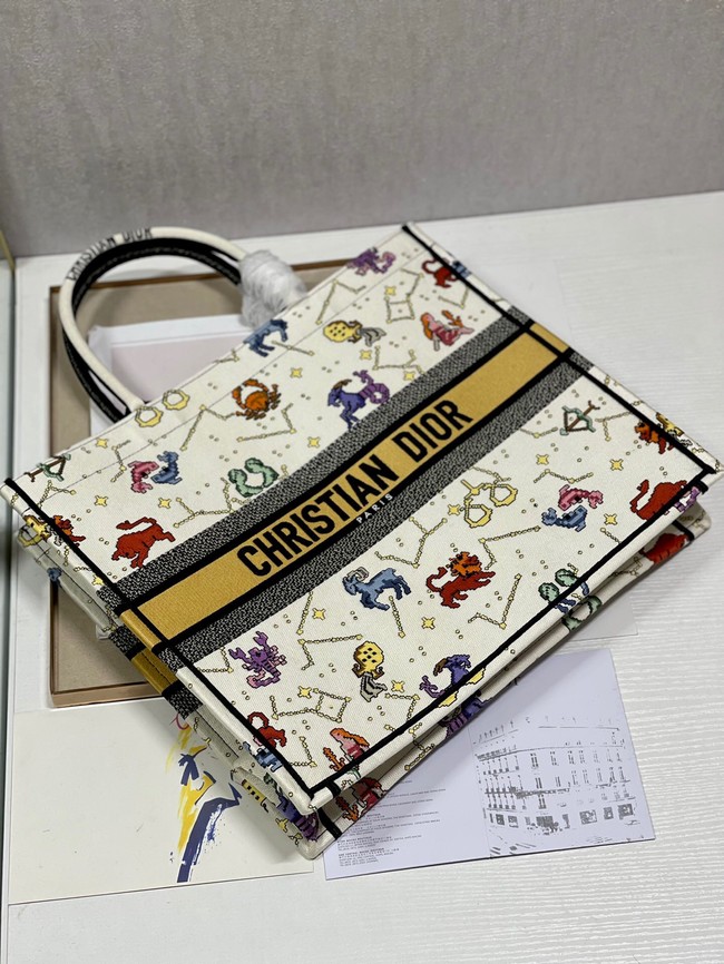 LARGE DIOR BOOK TOTE Latte Multicolor Dior Pixel Zodiac Embroidery M1286ZRTY