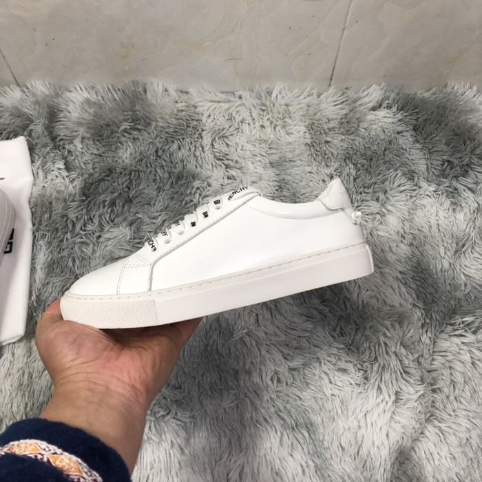 Givenchy Couple Shoes GHS00018