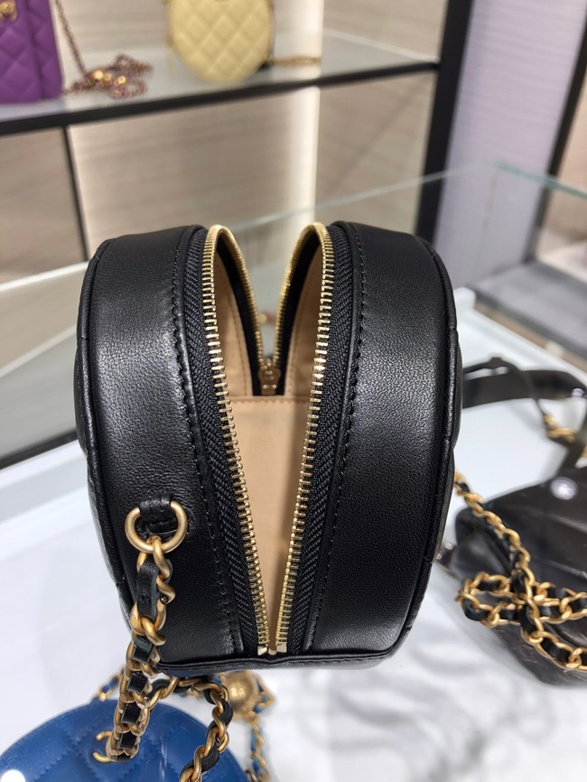 Chanel CLUTCH WITH CHAIN Lambskin & Gold-Tone Metal AS1449 black