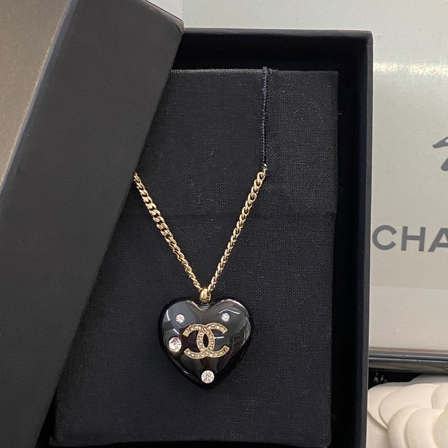 Chanel Necklace CE9050