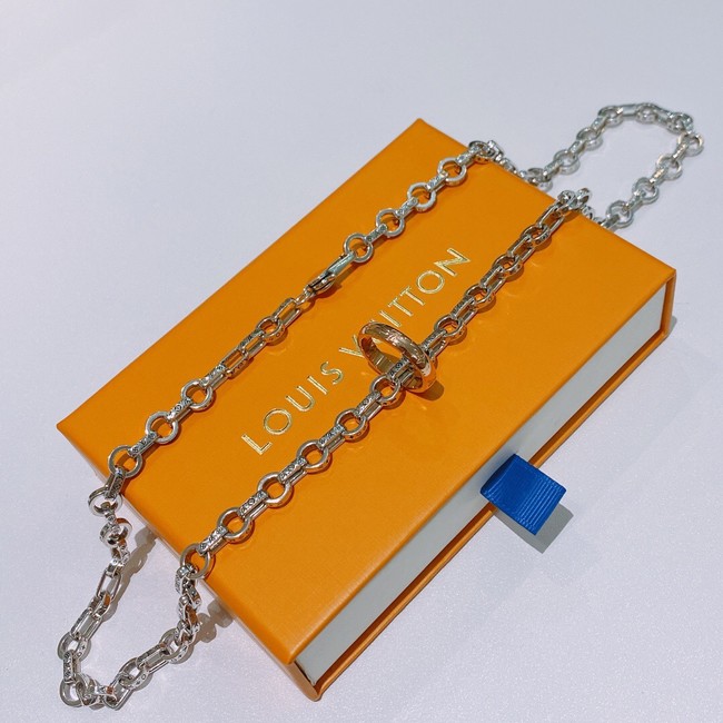 Louis Vuitton Necklace CE9068