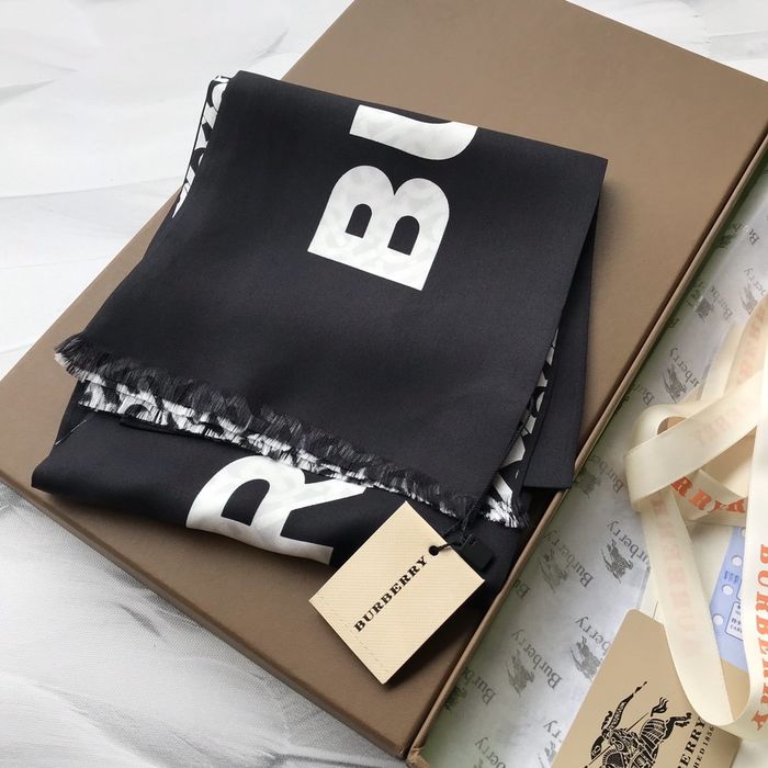 Burberry Scarf BBC00003