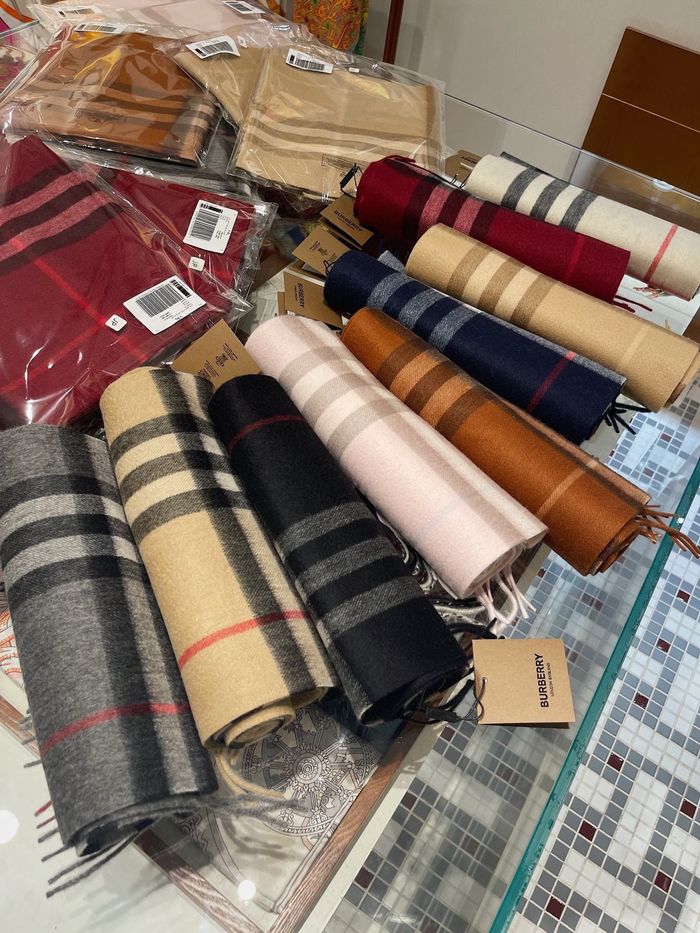 Burberry Scarf BBC00009