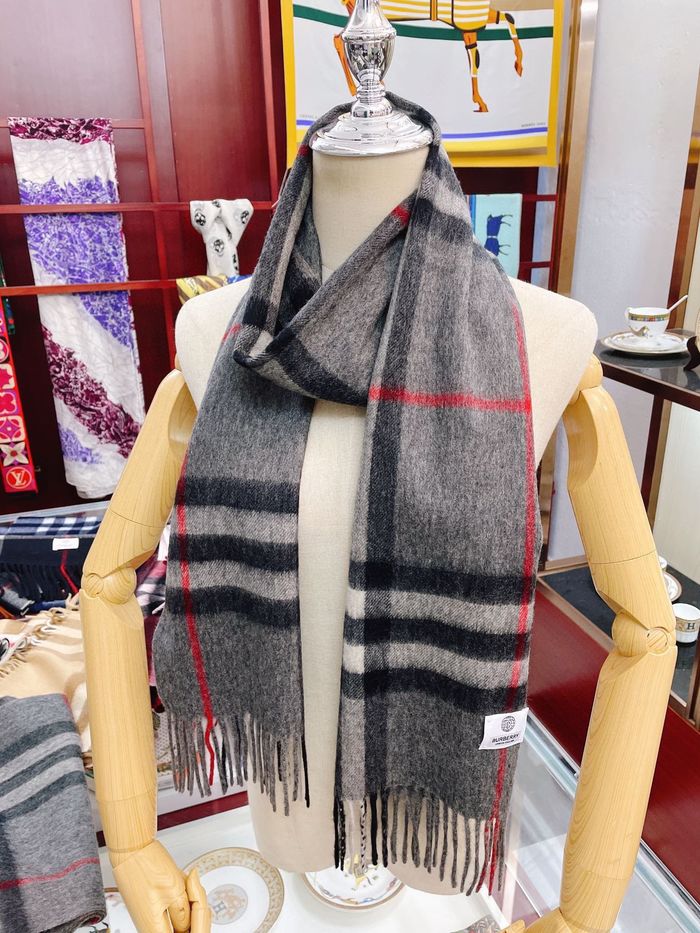 Burberry Scarf BBC00010