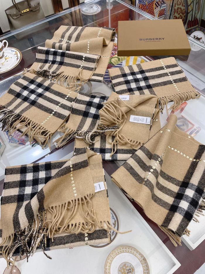 Burberry Scarf BBC00018