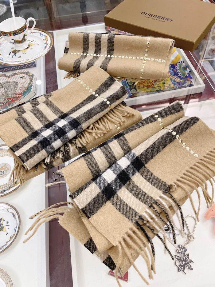 Burberry Scarf BBC00018