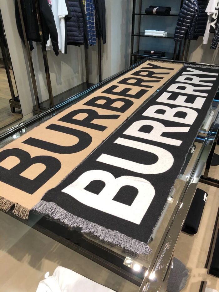 Burberry Scarf BBC00026