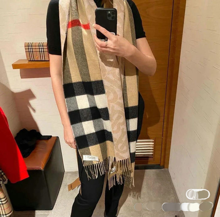 Burberry Scarf BBC00028