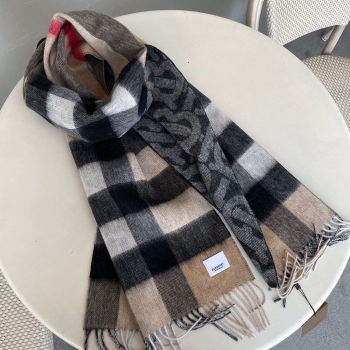 Burberry Scarf BBC00029