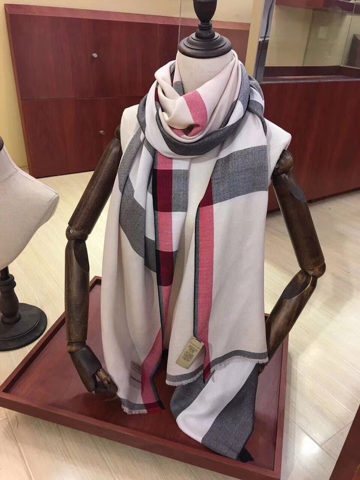 Burberry Scarf BBC00040