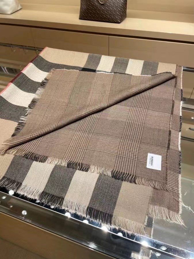 Burberry Scarf BBC00044