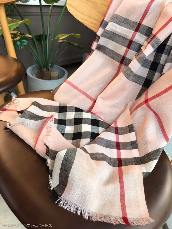 Burberry Scarf BBC00047