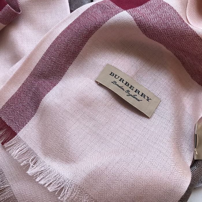 Burberry Scarf BBC00053