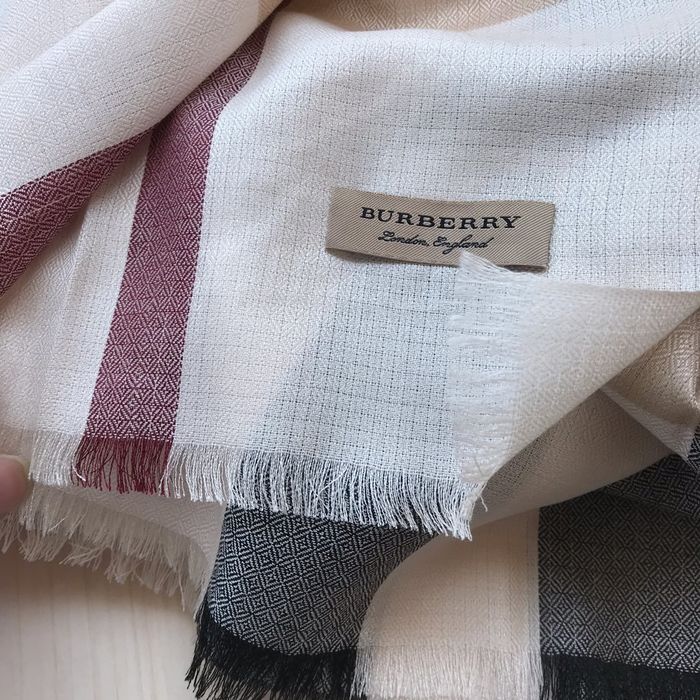 Burberry Scarf BBC00054