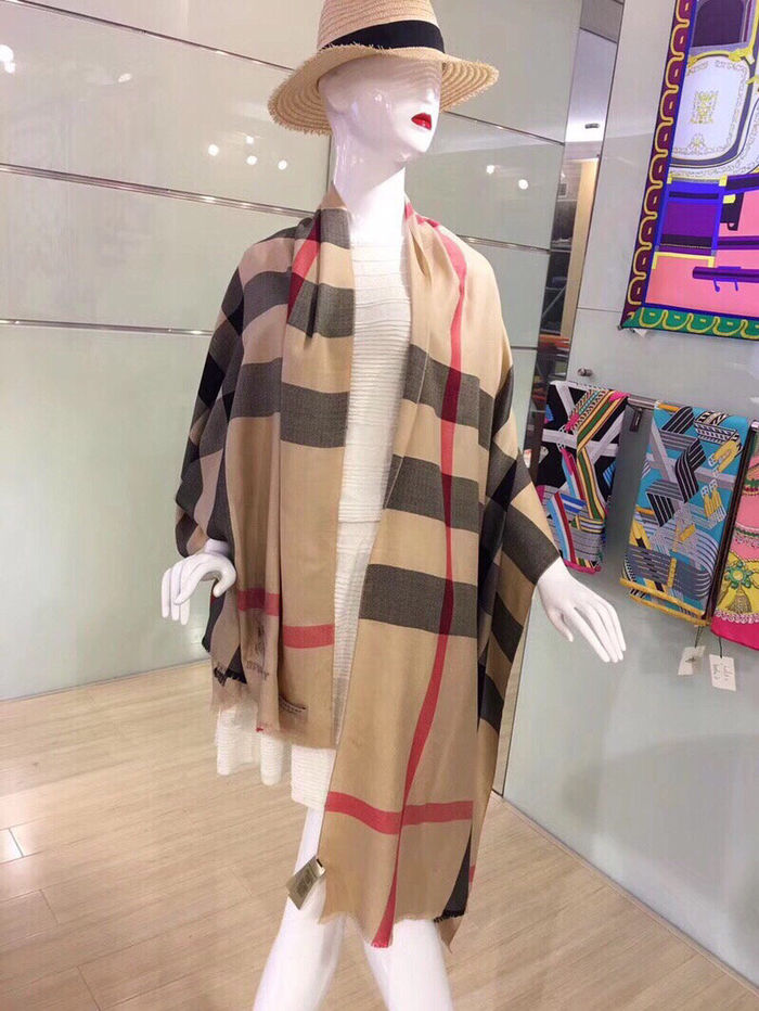 Burberry Scarf BBC00055