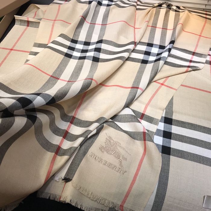 Burberry Scarf BBC00069