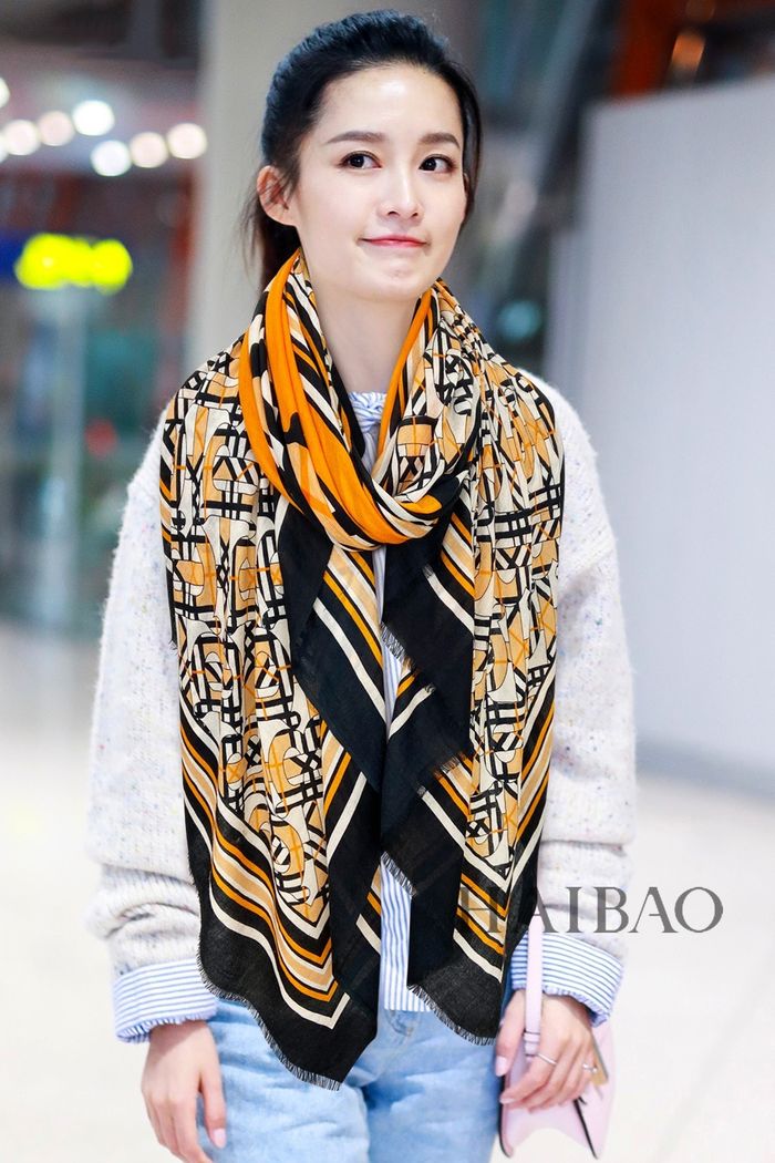 Burberry Scarf BBC00093