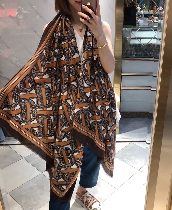 Burberry Scarf BBC00098