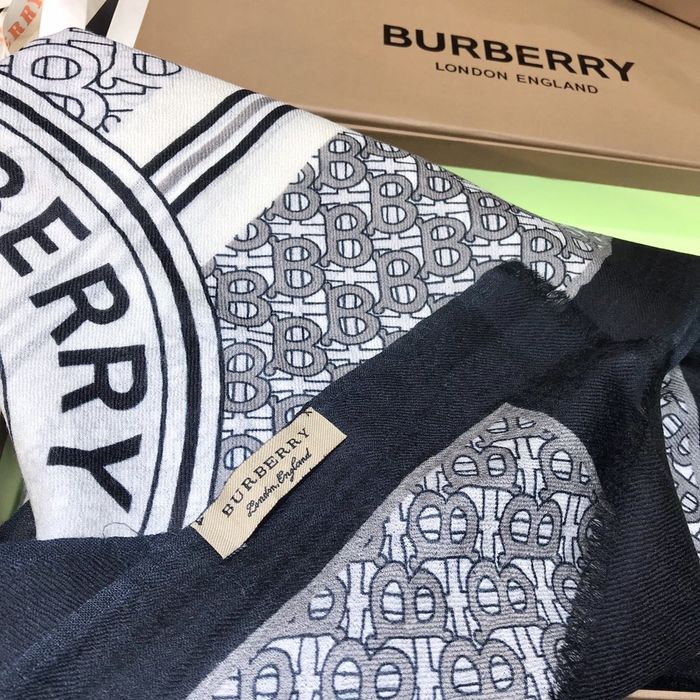 Burberry Scarf BBC00099