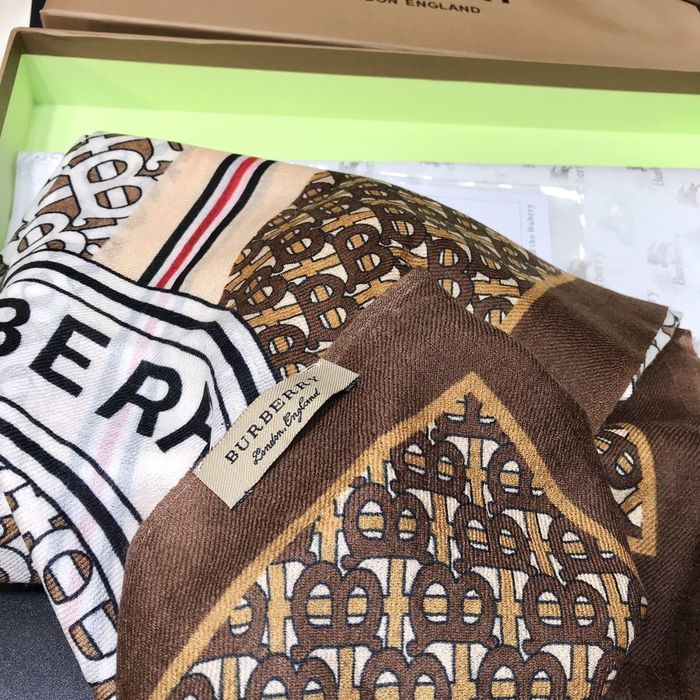 Burberry Scarf BBC00100