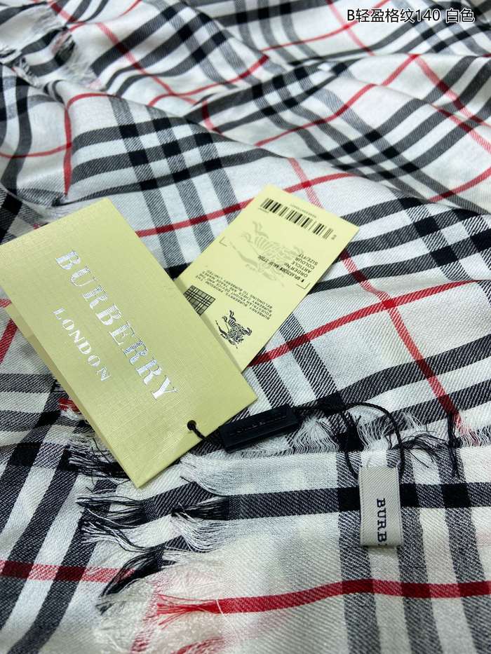 Burberry Scarf BBC00109